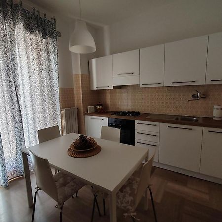 Rifugio A Mottola Apartment ภายนอก รูปภาพ